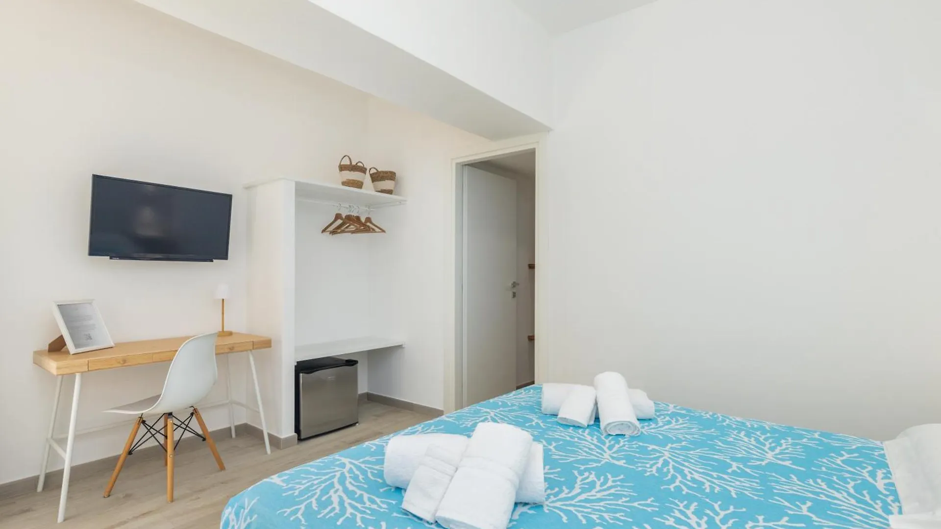 Mariposa Rooms Santa Maria Navarrese 0*,  İtalya